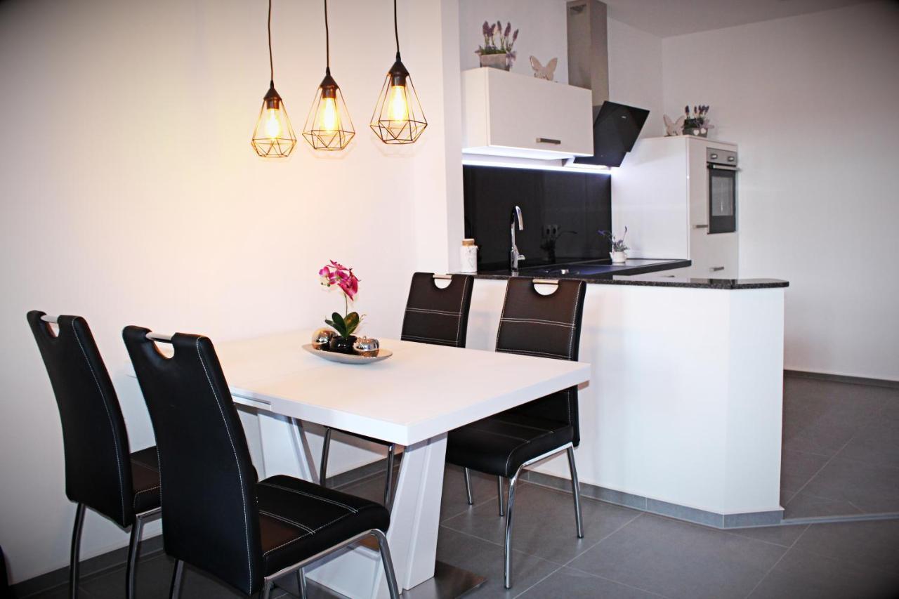 Salzhausblick Family Apartments - Zentrale Lage Am Salzhaus - Mwst-Rechnung Verfuegbar Zittau Ngoại thất bức ảnh