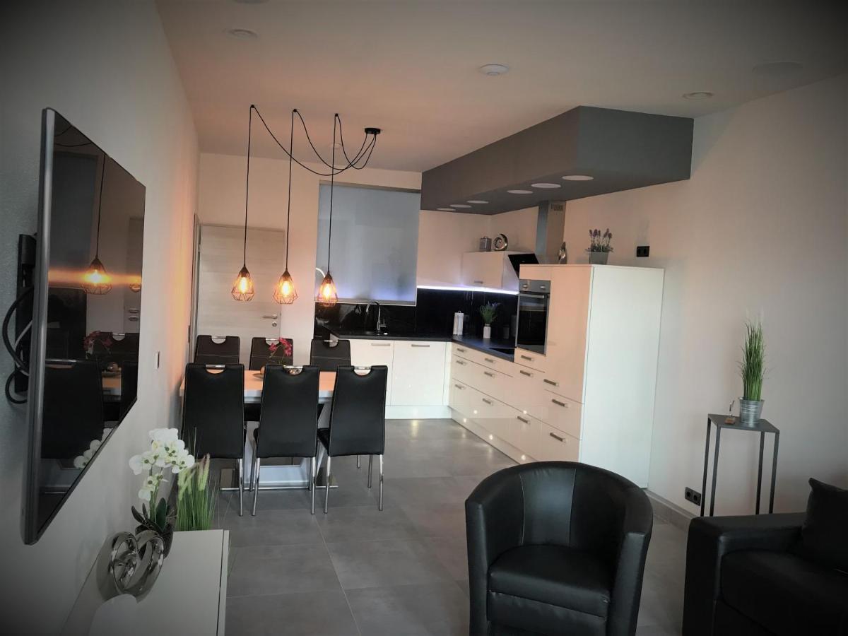 Salzhausblick Family Apartments - Zentrale Lage Am Salzhaus - Mwst-Rechnung Verfuegbar Zittau Ngoại thất bức ảnh